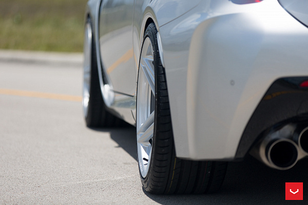 Фото дисков Vossen VFS-5 Серебро на Lexus RC