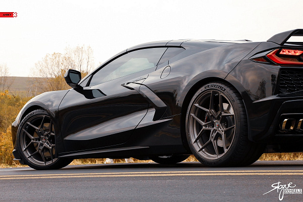 Фото дисков Anrky S1-X4 Глянцевый тонированный лак на Chevrolet Corvette C8