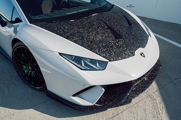 Фото дисков HRE P103 Черный сатин на Lamborghini Huracan