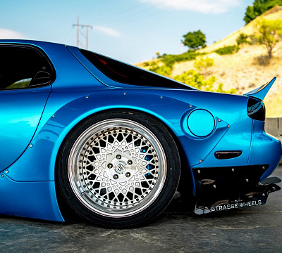 Фото дисков Strasse Wheels SC20 Retro на Mazda RX-7 III