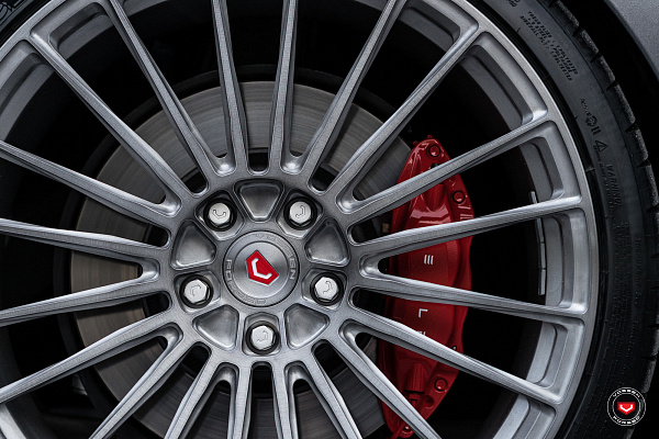 Фото дисков Vossen S17-04 Глянцевый тонированный лак на Tesla Model S