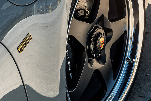 Фото дисков HRE 527 Черный сатин на Porsche 911 VIII