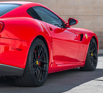 Фото дисков HRE P101SC на Ferrari 599