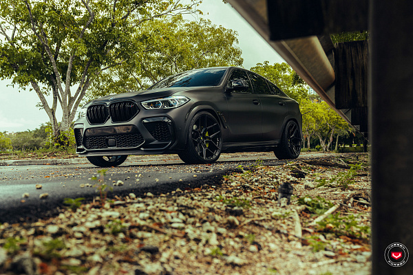 Фото дисков Vossen EVO-4 Черный глянец на BMW X6/X6 M (G06/F96)
