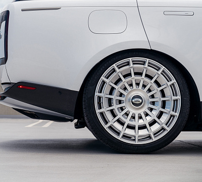 Фото дисков Vossen LC3-12 на Land Rover Range Rover V