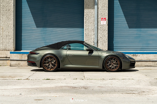 Фото дисков Anrky S3-X0 Сатиновая бронза на Porsche 911 VIII