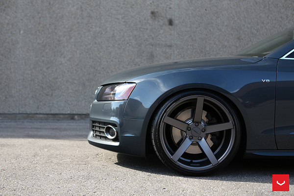 Фото дисков Vossen CV3 Сатиновый графит на Audi A/S/RS 5 (8T)