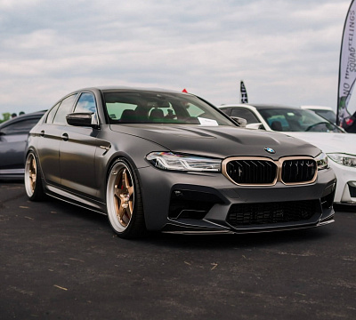 Фото дисков HRE 527 на BMW 5/M5 (G30/F90)