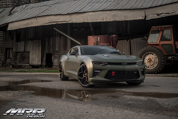 Фото дисков MRR M228 Черный глянец на Chevrolet Camaro VI