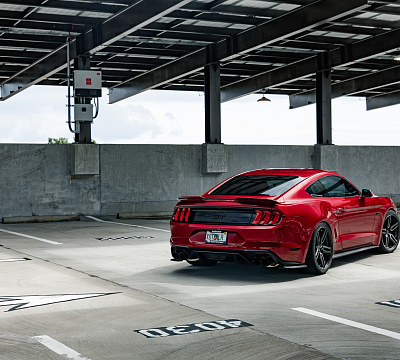 Фото дисков Vossen HF-1 на Ford Mustang VI