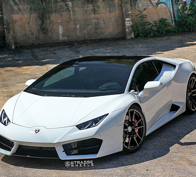Фото дисков Strasse Wheels SV1 Deep Concave Monoblock на Lamborghini Huracan