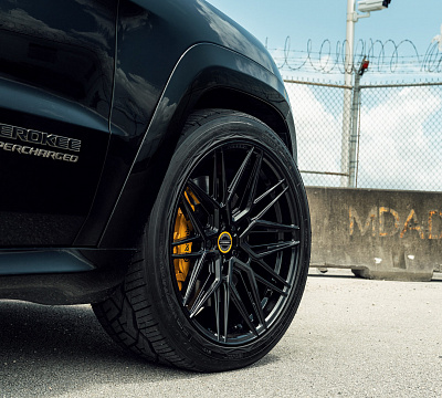Фото дисков Vossen HF-7 на Jeep Grand Cherokee IV