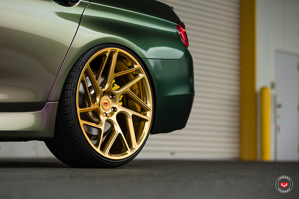 Фото дисков Vossen CG-209T Глянцевое золото на BMW 5/M5 (F10)