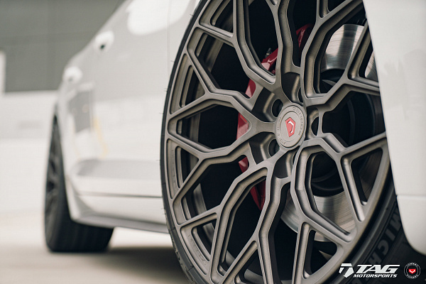 Фото дисков Vossen S17-01 Глянцевый темный лак на Audi A/S/RS 5 (F5)