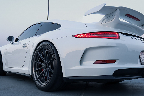 Фото дисков HRE S104SC Сатиновый темный лак на Porsche 911 VII