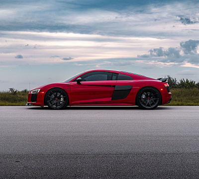 Фото дисков Strasse Wheels SM5R Deep Concave Duoblock на Audi R8 (4S)