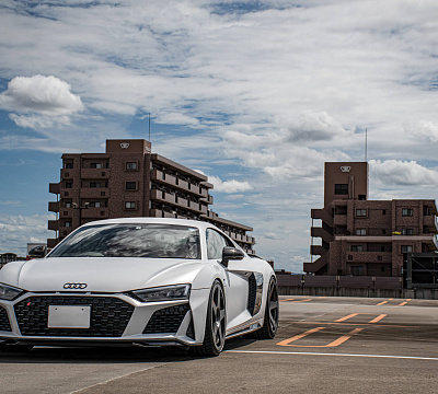 Фото дисков HRE 305M на Audi R8 (4S)
