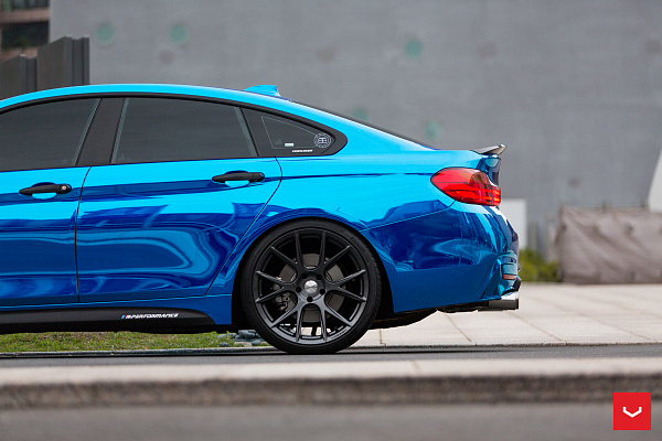 Фото дисков Vossen VFS-6 Глянцевый графит на BMW 4/M4 (F32/F82)