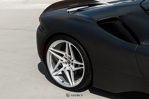 Ferrari SF90