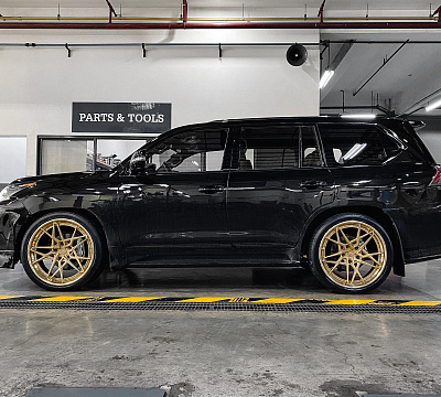 Фото дисков Anrky S3-X2 на Lexus LX III