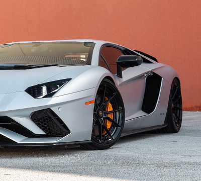 Фото дисков Anrky AN22 на Lamborghini Aventador