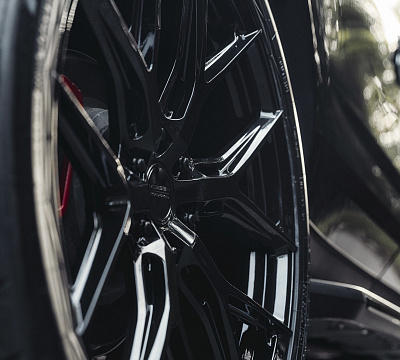 Фото дисков Vossen HF6-4 на Chevrolet Tahoe V