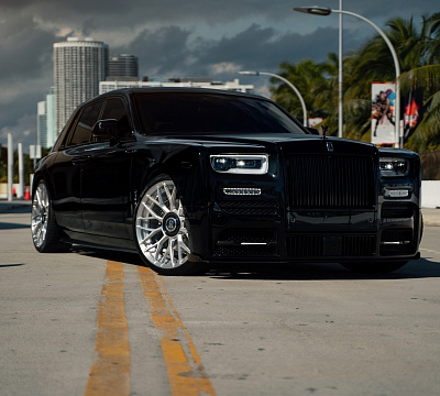 Фото дисков Anrky RF-277 на Rolls-Royce Phantom