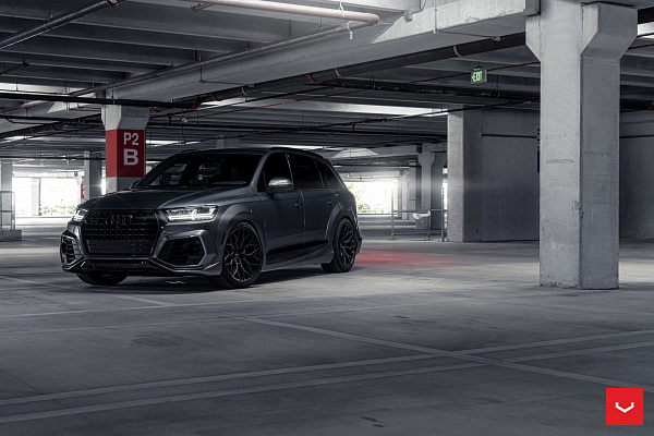 Фото дисков Vossen HF-2 Черный сатин на Audi Q7 (4M)