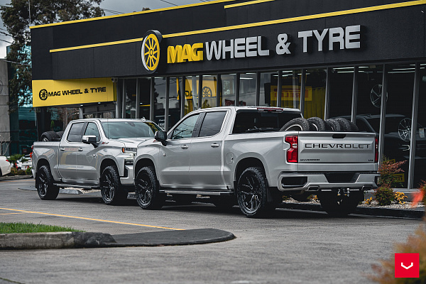 Фото дисков Vossen HF6-4 Черный глянец на Chevrolet Silverado IV