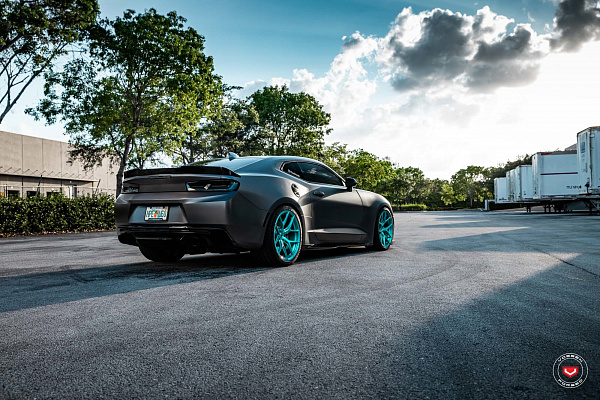 Chevrolet Camaro VI