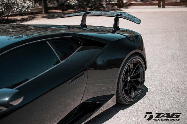Фото дисков HRE S201 Черный сатин на Lamborghini Huracan