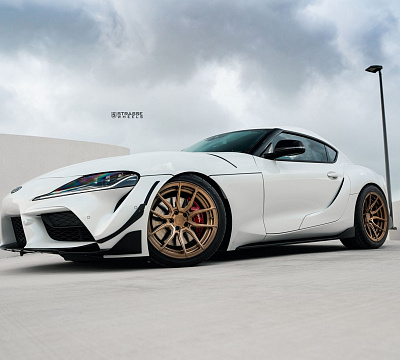 Фото дисков Strasse Wheels SV5 Deep Concave Duoblock на Toyota Supra A90