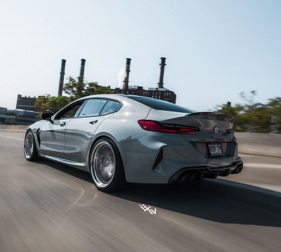 Фото дисков HRE S101SC на BMW 8/M8