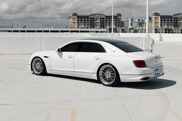 Фото дисков Anrky AN29 Полированный лак на Bentley Flying Spur III