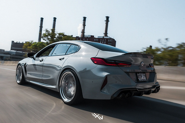 Фото дисков HRE S101SC Сатиновый лак на BMW 8/M8