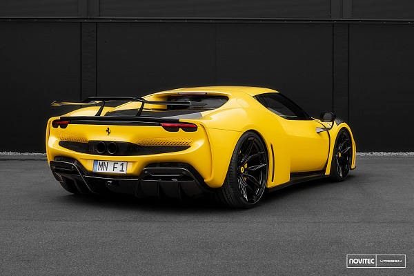 Фото дисков NOVITEC NF11 Черный глянец на Ferrari 296