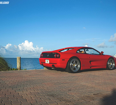 Фото дисков HRE 305 на Ferrari F355
