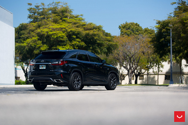 Фото дисков Vossen VFS-6 Глянцевый графит на Lexus RX IV