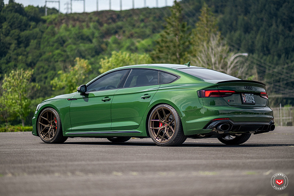 Фото дисков Vossen S21-01 Глянцевая бронза на Audi A/S/RS 5 (F5)