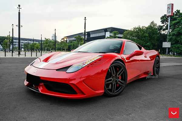 Фото дисков Vossen HF-1 Алмазная проточка на Ferrari 458