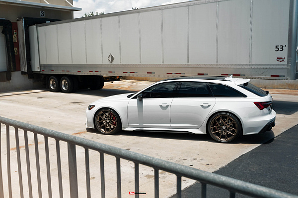 Фото дисков HRE FF10 Сатиновое темное золото на Audi A/RS 6 (C8)