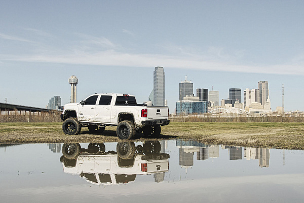 Фото дисков Black Rhino GLAMIS Черный матовый на GMC Sierra III