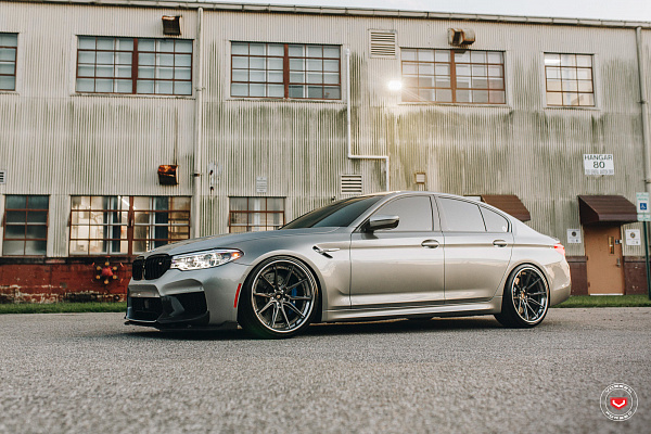 Фото дисков Vossen EVO-2R (3-Piece) Глянцевый тонированный лак на BMW 5/M5 (G30/F90)