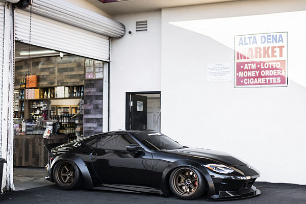Фото дисков Motegi Racing MF418 EXO6 Сатиновая бронза на Nissan Z