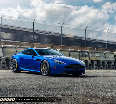 Фото дисков BC Forged KL12 на Aston Martin Vantage 3