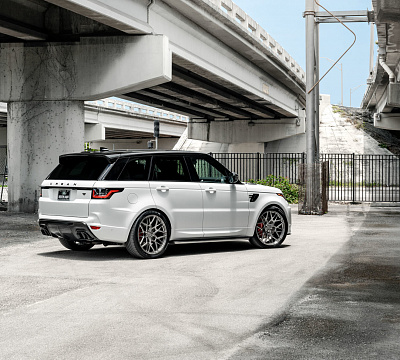 Фото дисков Vossen UV-1 на Land Rover Range Rover Sport II