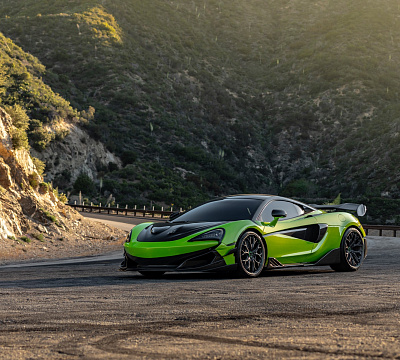 Фото дисков Brixton Forged PF14 R / RS на McLaren 600