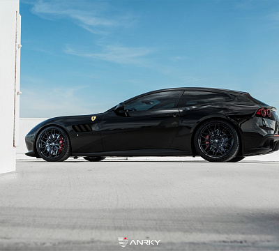 Фото дисков Anrky S1-X1 на Ferrari GTC4Lusso