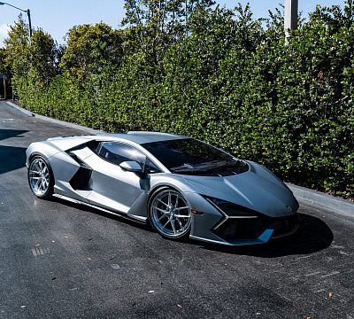 Фото дисков Anrky XR-301 на Lamborghini Revuelto