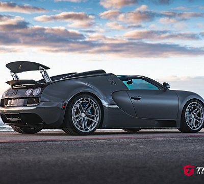 Фото дисков Vossen LC3-03T на Bugatti Veyron